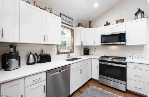 Medina House | Cozy house in Medina Close 71/77/271 close hinckley park and shopping.