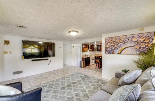 Stow House | Cozy House on Meadowbrook Lake Serene, Scenic!