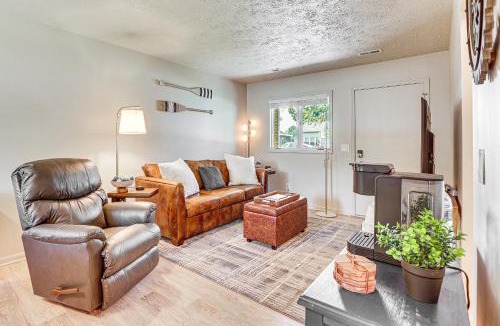 Meyers Lake House | Cozy Meyers Lake Townhome Near Hall of Fame!