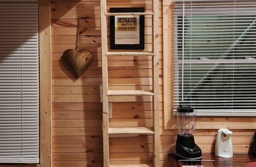Bayshore Gardens House | Cozy Tiny Home in Bradenton, FL. - Close to Beaches, Dining & Fun!