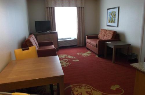 Caldwell Hotel | Days Inn & Suites by Wyndham Caldwell