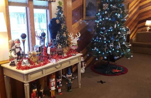 Cambridge Hotel | Deer Creek Motel