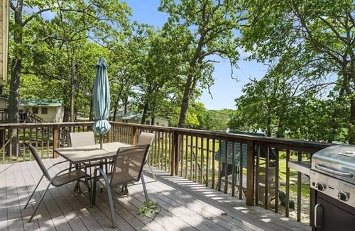Branson West Cabin | Deluxe Studio