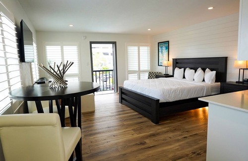 Clearwater Beach Hotel | Devon Shores