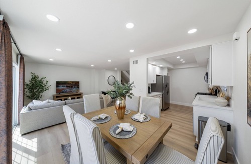 East Bluff House | Discover Tranquil Luxury: Your Perfect Family Retreat in Newport Beach Eastbluff