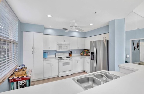Burnt Store Marina Condo | Dockside Delight - At Burnt Store Marina