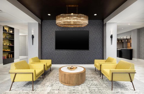 Concord Hotel | Doubletree By Hilton Concord Downtown