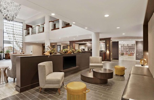 McLean Hotel | DoubleTree by Hilton McLean Tysons