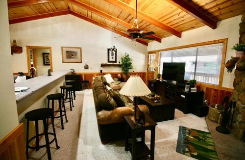 Pinetop House | Eagle Circle