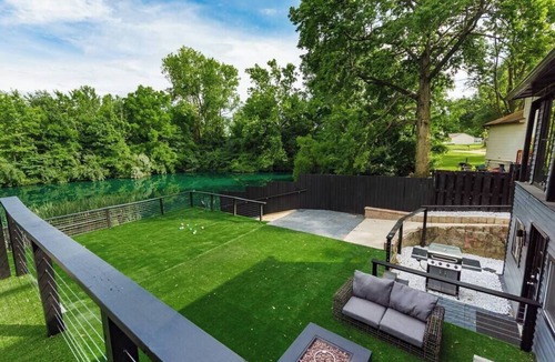 Northeast Columbus House | ★Easton Waterfront: Boat, Fish, Theatre, Barcade★