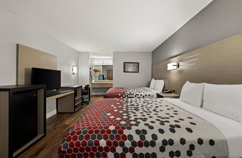 Dumbarton Hotel | Econo Lodge