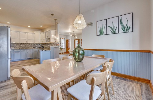Pataskala House | Elegant Pataskala Home w/Hot Tub & Fire Pit!