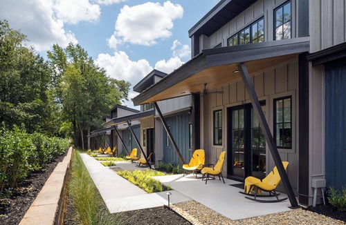 Travelers Rest Cottage | Elevated, Boutique Space on the Swamp Rabbit Trail