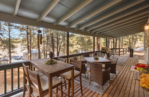 Kachina Village Villa | Enchanted Forest Super Cozy Cabin on 2 Acres Sledding Hills Tree Swing Pool Table