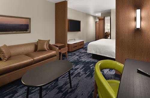 Los Alamitos Hotel | Fairfield Inn & Suites by Marriott Anaheim Los Alamitos