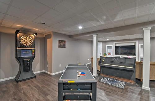 Gresham House | Family-Friendly Gresham Getaway w/Game Room!