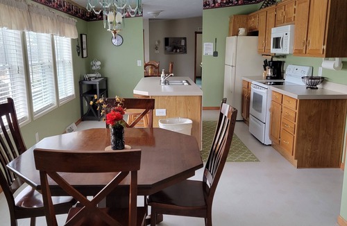 Keene House | Family Friendly Ranch House