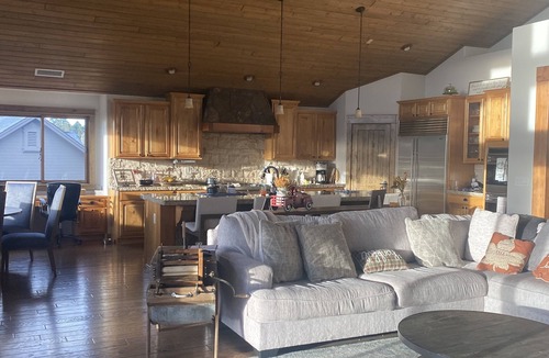 Flagstaff Cabin | Family Friendly with Amazing Views of Golf Course