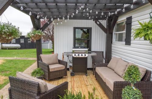 Winesburg House | Farmhouse of Blessings