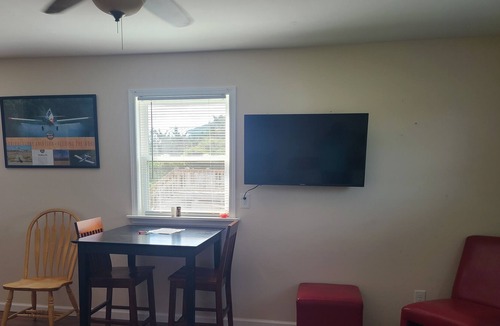 Ocracoke Apartment | FBO studio - 2BR 1B Cozy getaway spot, pet friendly