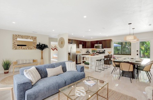 Middle River Terrace House | MAJOR INTERNATIONAL SPORTING EVENT Perfect | Zen Den: Wilton Manors, Htd Pool, Work Friendly, BBQ,Near Beach