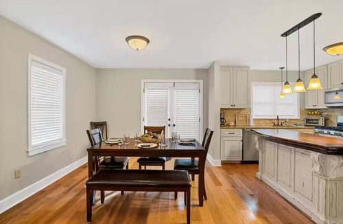 Bowling Green Condo | First Class Comfort 3BD & 2BA in Bowling Green
