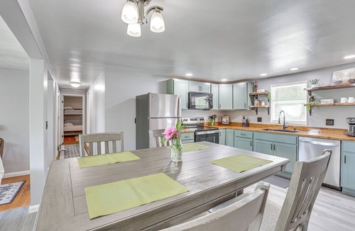 Navarre House | Fish, Hike & Golf: Leisurely Navarre Home w/Yard!