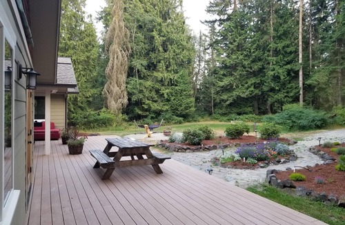 Port Angeles House | Foothills hideaway 3 bedrooms 2 baths 2300 sf