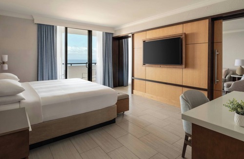 Barrier Island Resort | Fort Lauderdale Marriott Harbor Beach Resort & Spa