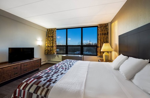 Merrick Hotel | Gateway Inn