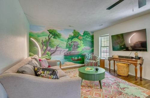 Harrison House | Gateway to Buffalo River! Ozark Adventure Basecamp