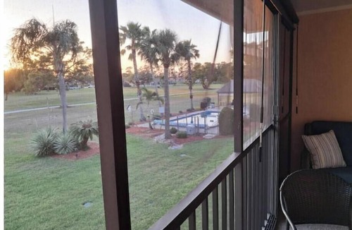 Sun 'N Lake Condo | Golf Course Beauty