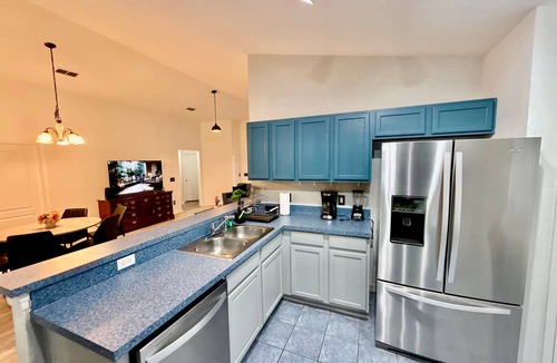 Sandy Ridge House | Grand Premium 5BR Pool Home Near Disney Parks