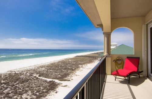 Navarre Beach House | Gulf Front Luxury - Private Elevator/5 Master bdrms - each w/private bath