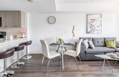 Beasley Apartment | Hamilton Apartments. GYM, BBQ