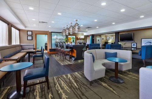 Marysville Hotel | Hampton Inn Marysville