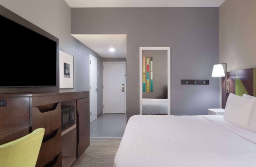 Morrow Hotel | Hampton Inn Southlake