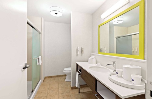 Canton Hotel | Hampton Inn & Suites Canton