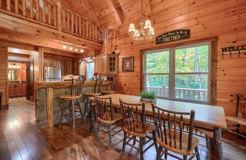 Logan Cabin | Hannah’s Hideaway Cabin at Trickle Creek at Hocking Hills