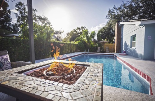 Seffner Community Alliance House | Heated Pool w/Fire Pit Spacious Family Retreat