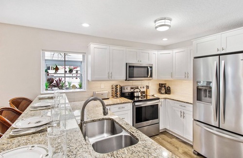 Port Canaveral House | Heated Pool-Walk to the Beach-Bikes-Beach Gear