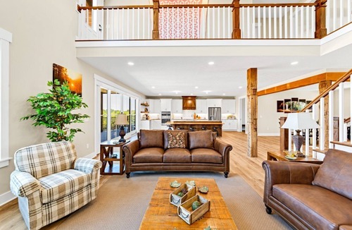 Logan Cabin | Heavenly View | Hocking Hills, Pool, Theater