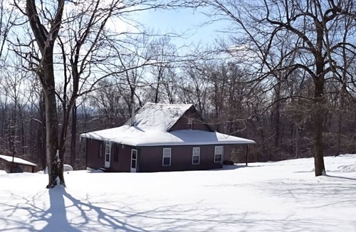 Danville Cabin | "Hideaway Cabin" that sits on 10 secluded acres.