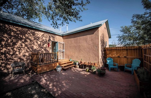 Los Griegos Cottage | Historic Adobe Home Near Rio Grande/Old Town/Zoo