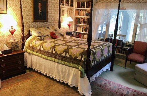 Ticonderoga House | Historic Home on Beautiful Lakefront