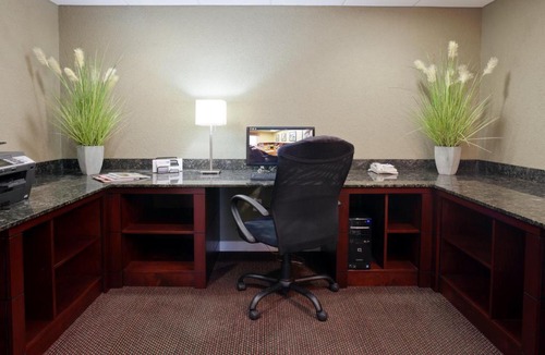 Gypsum Hotel | Holiday Inn Express Hotel & Suites Port Clinton-Catawba Island by IHG