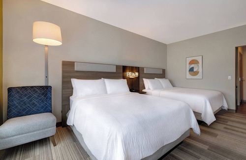 Citrus Grove Hotel | Holiday Inn Express & Suites Glendale Downtown by IHG