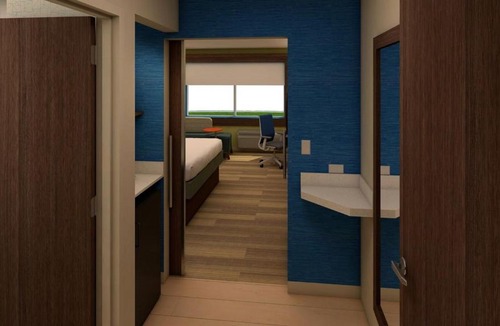 Miramar Hotel | Holiday Inn Express & Suites - Miramar by IHG