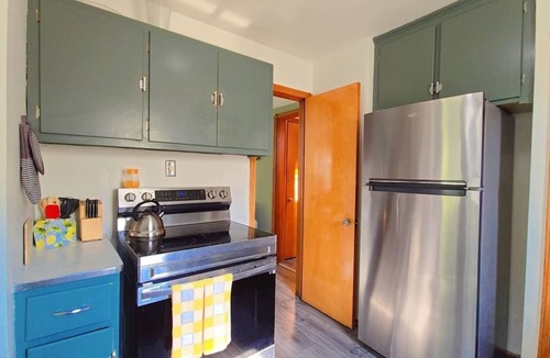 Garfield Heights House | Home Away from Home The Garfield Grove a Nature & Nostalgia Retreat
