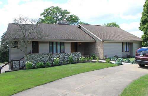 Bolivar House | Home on the hill